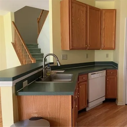 Image 5 - Cross Creek Circle West, Trexlertown, Upper Macungie Township, PA 18087, USA - Townhouse for rent