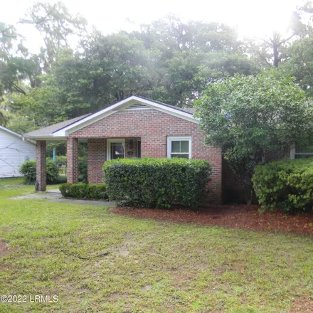 Buy this 3 bed house on 34 Mystic Circle in Beaufort, SC 29902