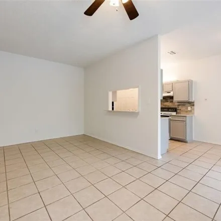 Image 7 - 9100 Mountain Ridge Dr Apt 105, Austin, Texas, 78759 - Condo for rent