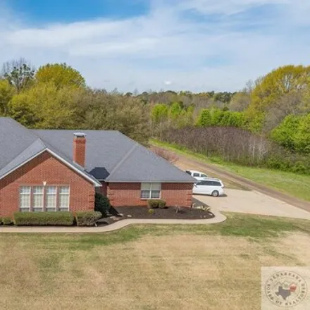 Buy this 4 bed house on 637 Meadows Road in Texarkana, AR 71854