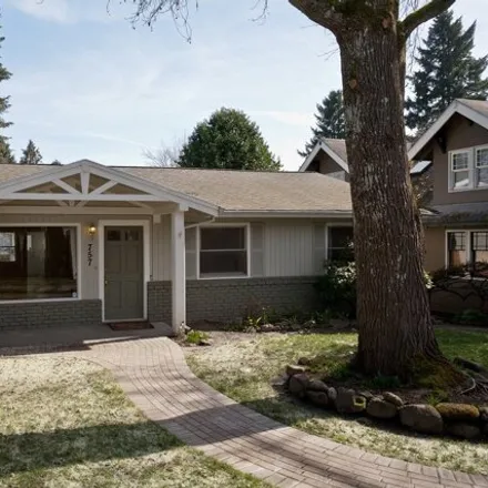 Buy this 3 bed house on 757 4th Street in Lake Oswego, OR 97034