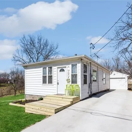 Buy this 4 bed house on 398 North 13th Avenue West in Newton, IA 50208