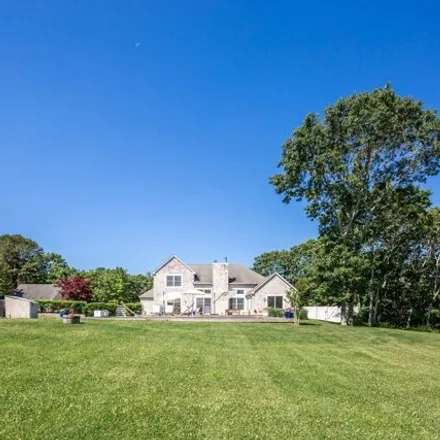 Rent this 4 bed house on 504 Wainscott Northwest Road in Wainscott, East Hampton