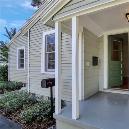 Rent this 1 bed house on 422 South Westland Avenue in Amelia, Tampa