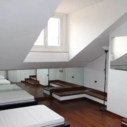 Image 2 - Via Cesare Balbo, 20136 Milan MI, Italy - Apartment for rent