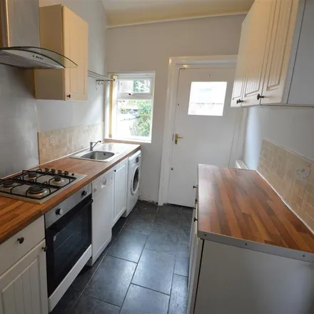 Image 3 - Willesden Avenue, Victoria Park, Manchester, M13 0ZN, United Kingdom - House for rent
