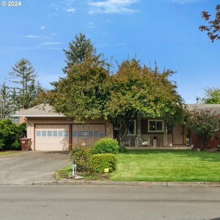 Buy this 4 bed house on 180 Northwest Chastain Court in Gresham, OR 97030