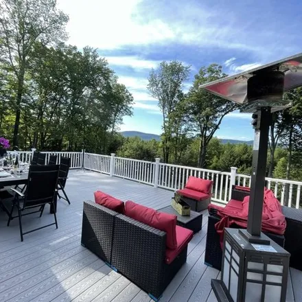 Image 7 - 559 Davidson Hill Rd, Chester, Vermont, 05143 - House for sale