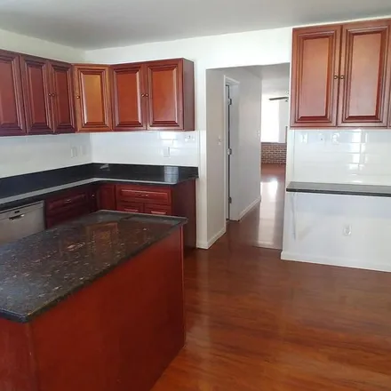 Rent this 3 bed apartment on 1567 Fairview Avenue in Parkland, Middletown Township