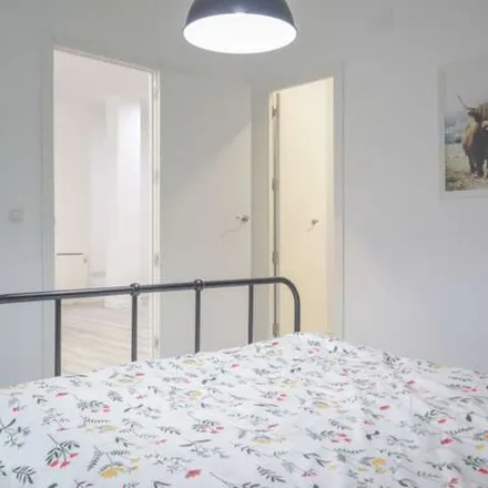 Image 5 - Calle de San Clemente, 28025 Madrid, Spain - Apartment for rent