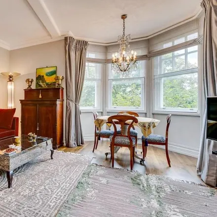 Image 2 - 17-20 Embankment Gardens, London, SW3 4LL, United Kingdom - Apartment for rent