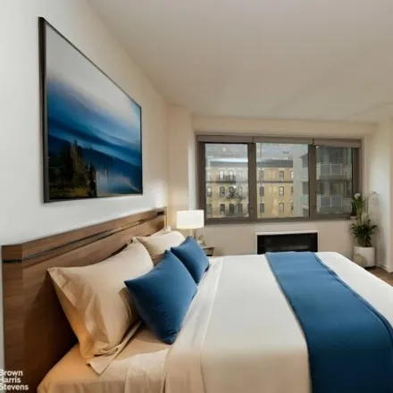 Image 2 - 424 East 82nd Street, New York, NY 10028, USA - Condo for rent