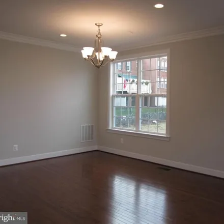 Image 4 - 4364 High Oak Lane, George Mason, Fairfax County, VA 22030, USA - Townhouse for sale