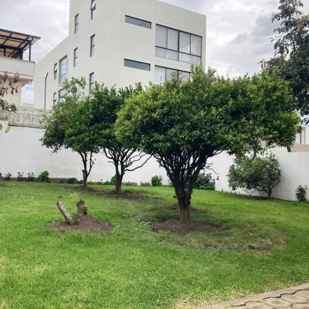 Buy this 5 bed house on Colegio Alemán de Quito in Escalón de Lumbisí, 170903