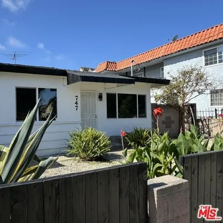 Image 2 - 749 West 20th Street, Los Angeles, CA 90731, USA - House for sale