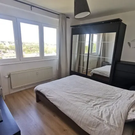 Rent this 2 bed apartment on Jan Van Rijswijcklaan 67 in 2018 Antwerp, Belgium