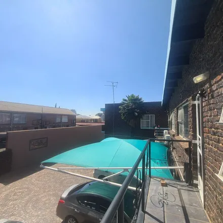 Image 4 - Nigel Road, Selection Park, Springs, 1559, South Africa - Townhouse for rent