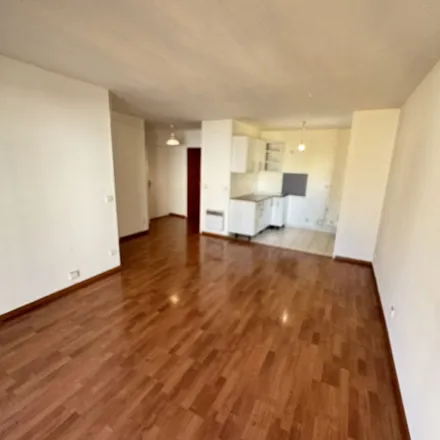 Rent this 2 bed apartment on 2 a Rue du 8 Mai 1945 in 77410 Claye-Souilly, France