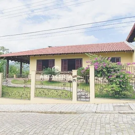 Buy this 5 bed house on Rua Hermann Mathes 155 in Vila Nova, Blumenau - SC