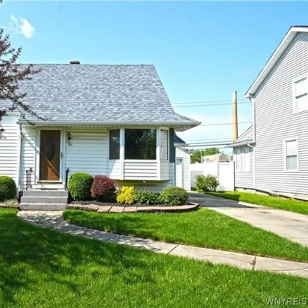 Buy this 3 bed house on 261 Westchester Blvd in Tonawanda, New York