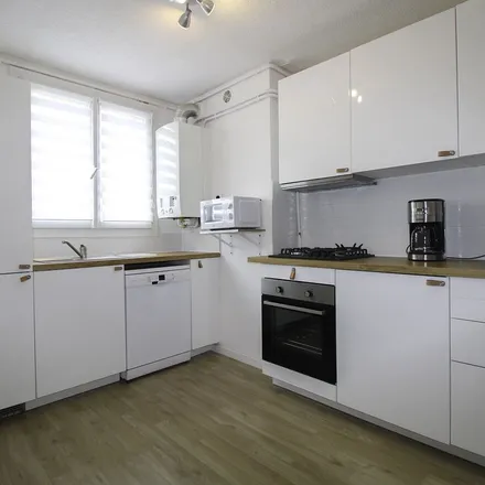 Rent this 4 bed apartment on 2 Cour del Riu in 34790 Montpellier, France
