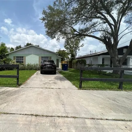 Rent this 3 bed house on 2127 West Cherry Street in Belvedere Acres, Tampa