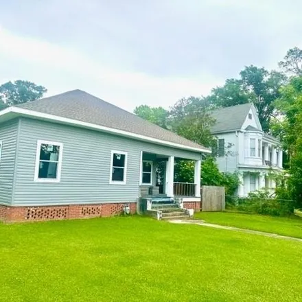 Buy this 3 bed house on 1573 Hickory Street in Alexandria, LA 71301