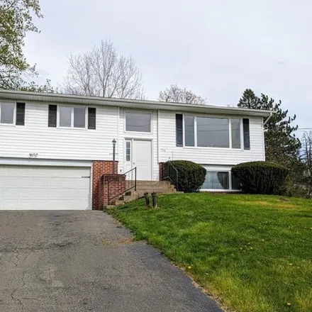 Buy this 3 bed house on 229 Overlook Drive in Horseheads North, Horseheads