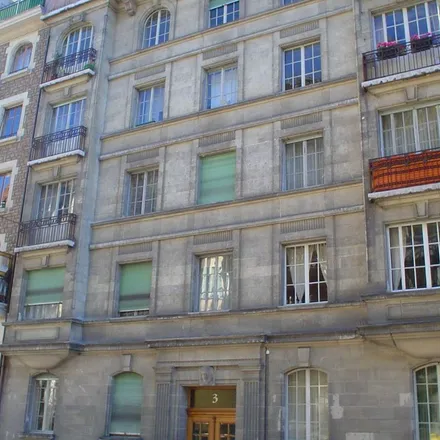 Rent this 5 bed apartment on Rue Henri-Mussard 3 in 1208 Geneva, Switzerland