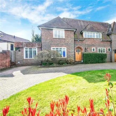 Buy this 5 bed house on Chandlers in Banstead Road, Banstead
