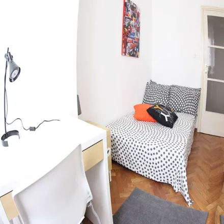 Rent this studio room on Via Felice Casati 31 in 20124 Milan MI, Italy