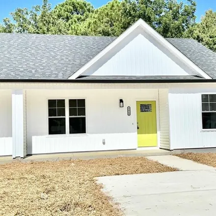 Rent this 2 bed house on 566 South Smithfield Street in Selma, Johnston County