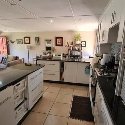 Image 2 - 52 Eighth Avenue, Buffalo City Ward 27, Gonubie, South Africa - Apartment for rent