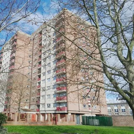 Buy this 1 bed apartment on Melbourne House in Yeading Lane, London