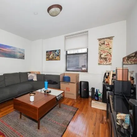 Rent this 3 bed apartment on 260 Water Street in New York, NY 11201