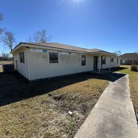 Buy this 2 bed house on 384 Maxine Boulevard in Lafourche Parish, LA 70359