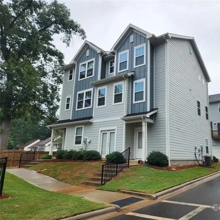 Buy this 2 bed house on 2405 Via dei Conte Alley in Charlotte, NC 28205