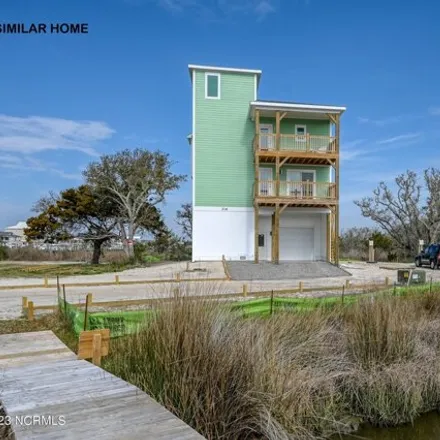 Image 1 - Craven Avenue, Surf City, NC 28445, USA - House for sale