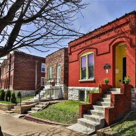 Buy this 2 bed house on 2929 Indiana Avenue in St. Louis, MO 63118