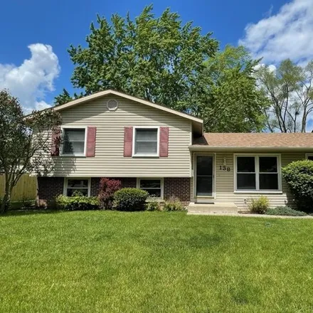 Buy this 3 bed house on 136 East Heatherlea Drive in Palatine, IL 60067