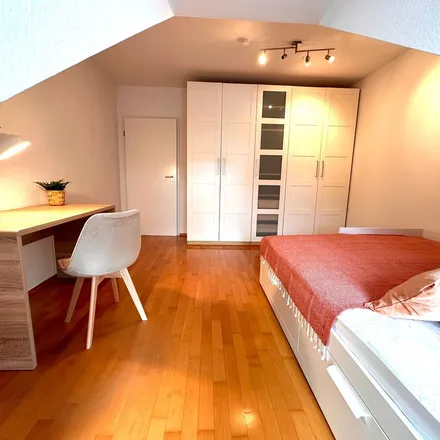 Rent this 3 bed apartment on Willi-Wolf-Straße 22 in 55128 Mainz, Germany