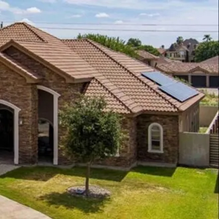 Buy this 6 bed house on 1777 Río Drive in Eagle Pass, TX 78852