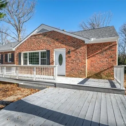 Buy this 3 bed house on 1911 Skipwith Road in Henrico County, VA 23226