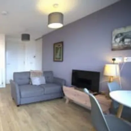 Rent this 2 bed apartment on 162 Hill Street in Glasgow, G3 6UB