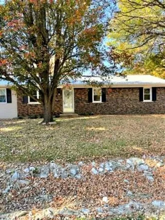 Rent this 3 bed house on 516 North 4th Street in Chandler, Warrick County