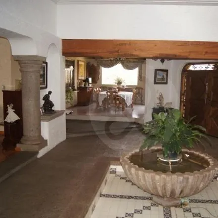 Buy this 5 bed house on Paseo De Los Ailes in Colonia Juárez, 52005 Fraccionamiento y Club de Golf los Encinos