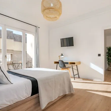 Rent this 1 bed apartment on Balmes - Pàdua in Carrer de Balmes, 08001 Barcelona