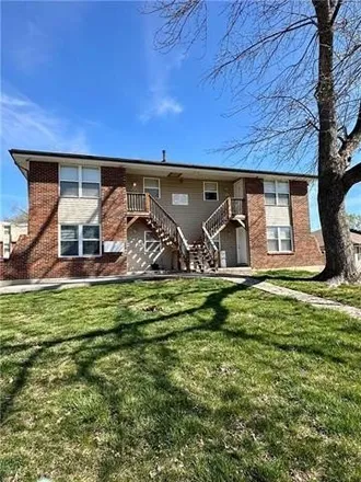 Buy this studio house on 9212 East 54th Street in Raytown, MO 64133