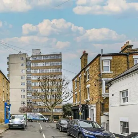 Image 2 - 39 Felsham Road, London, SW15 1AY, United Kingdom - Apartment for sale