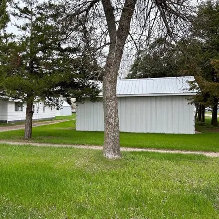 Buy this 3 bed house on 926 Williams Street in Leola, SD 57456